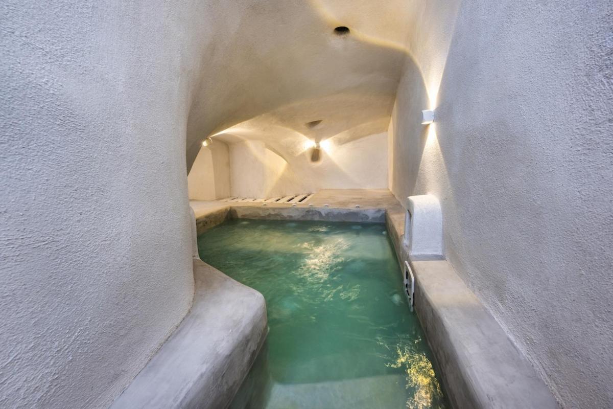 Villa Gilbert'S Cave With Cave Jacuzzi Megalokori Exterior foto