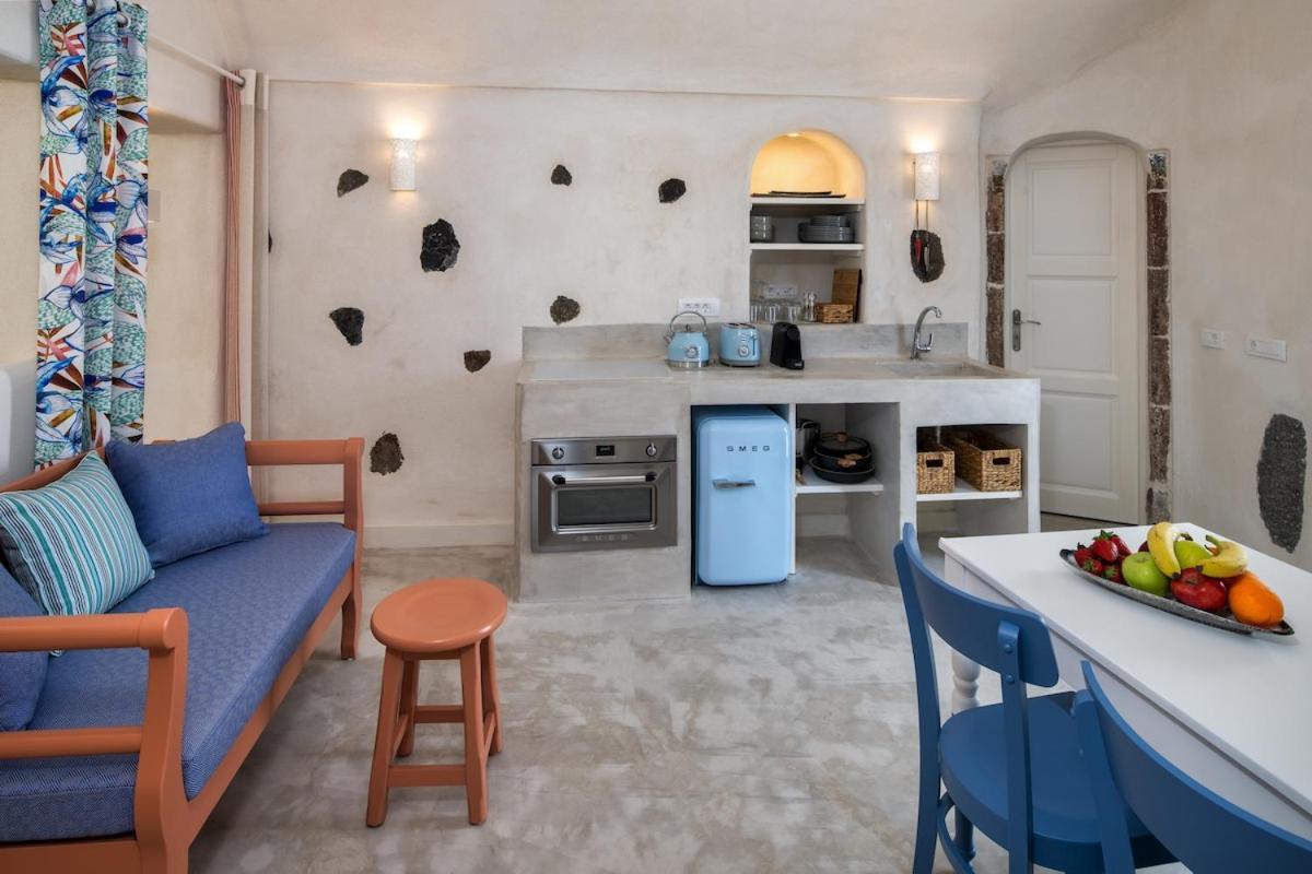 Villa Gilbert'S Cave With Cave Jacuzzi Megalokori Exterior foto